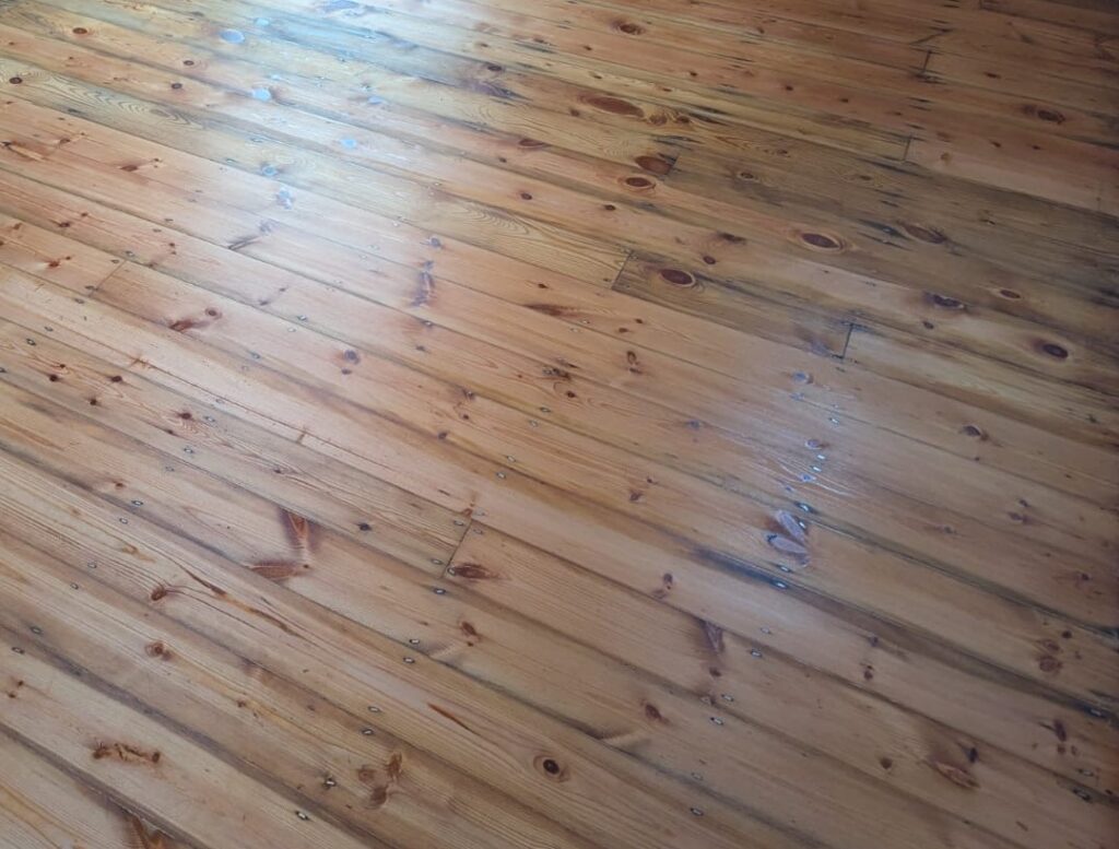 AFTER Pine Floorboards Thornton, Leicestershire